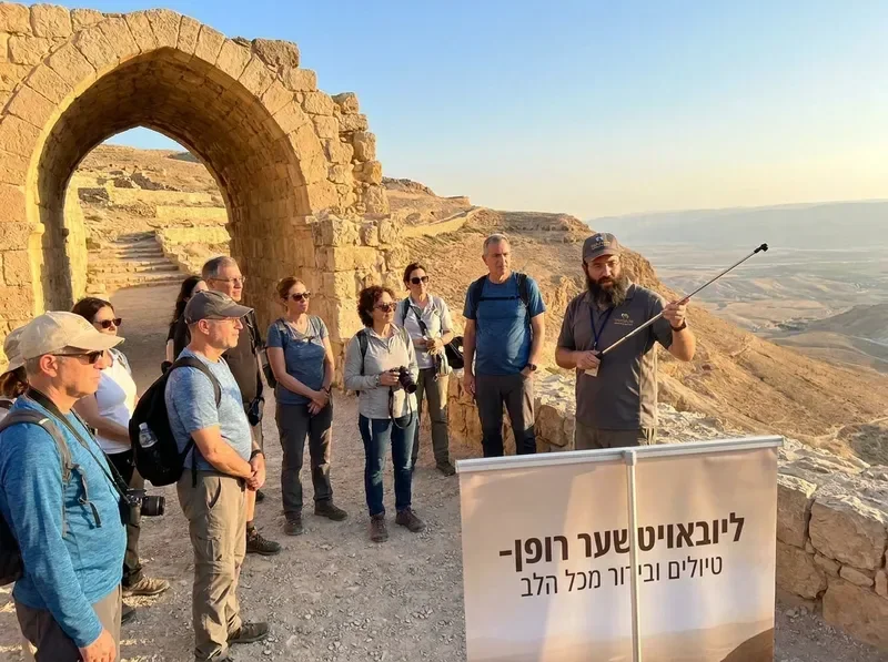 סיור מודרך בטבע ובאתרי מורשת